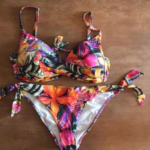 2 piece Roidal swimsuit